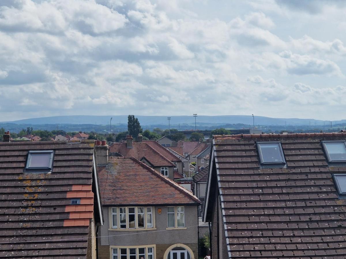 Three Bedroomed House In Morecambe Zewnętrze zdjęcie